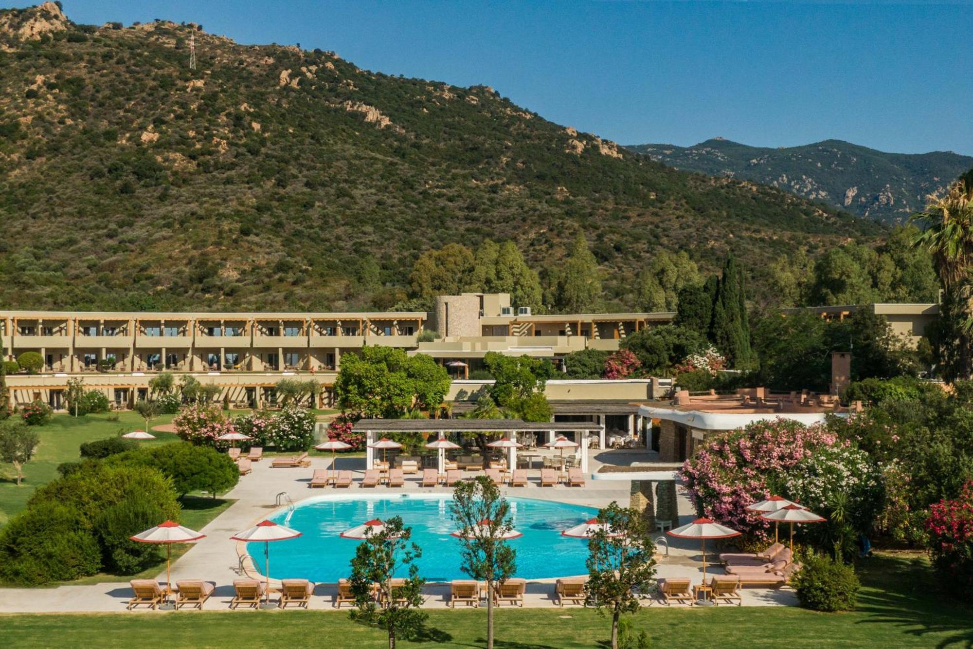 Is Molas Resort Пула Экстерьер фото