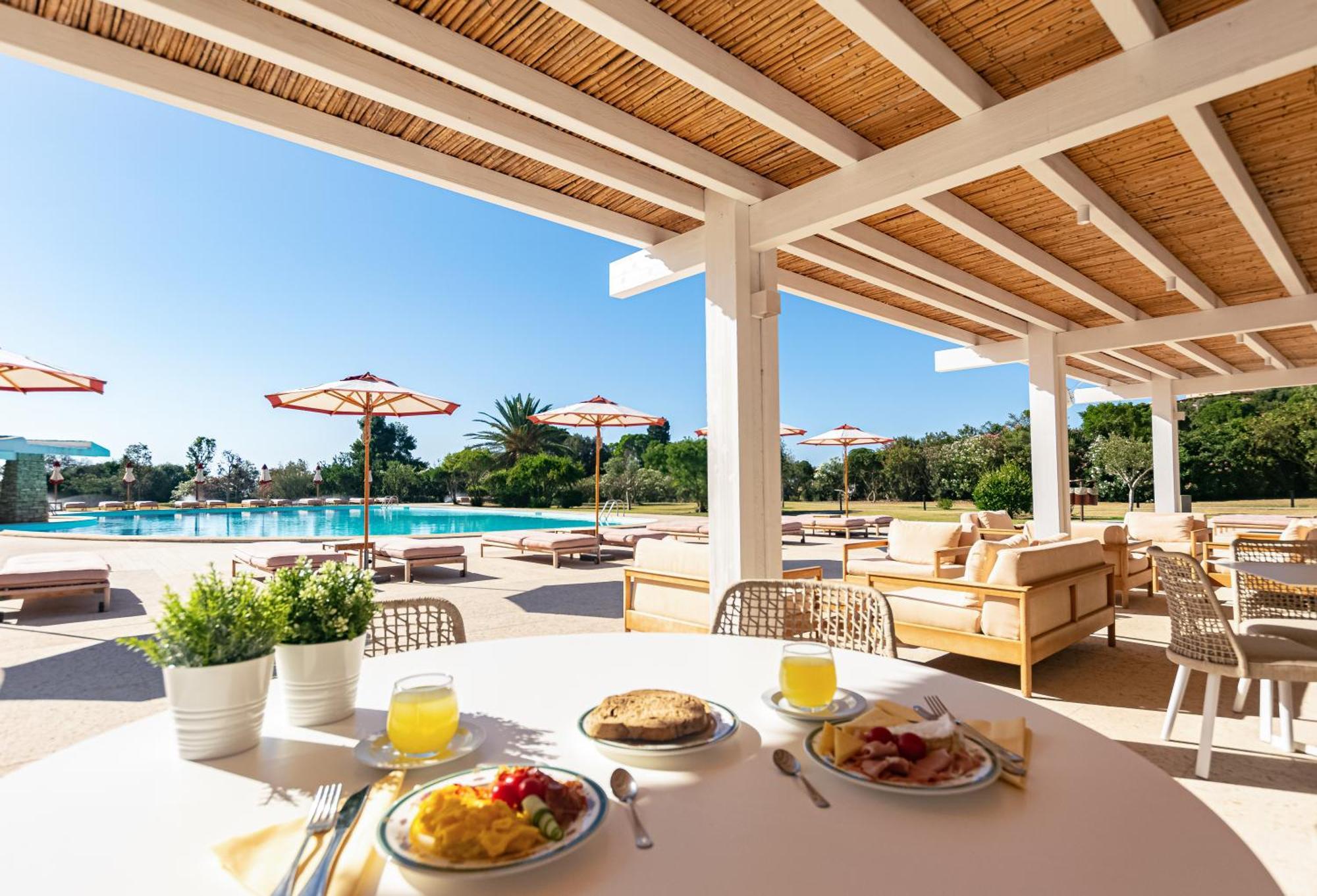 Is Molas Resort Пула Экстерьер фото